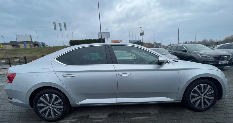 Skoda Superb cena 84900 przebieg: 145000, rok produkcji 2021 z Zator małe 352